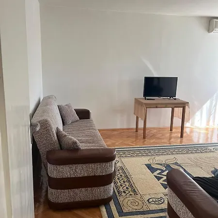 Lägenhet City Karposh Luxury 3 Skopje