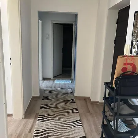 City Karposh Luxury 3 *
