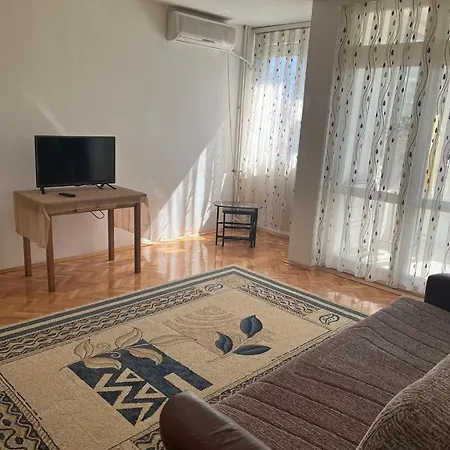 Lägenhet City Karposh Luxury 3 Skopje